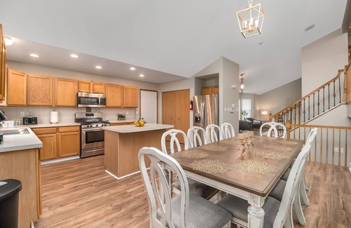 Joliet Casa | Joliet Arcade FHS Rental