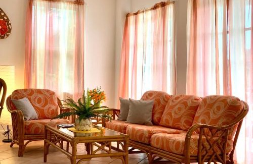 Jolly Harbour Apartamento | Jolly Holiday Apartment 1 B