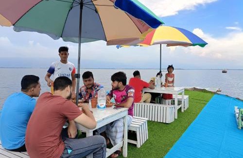 Bangladesh Alquiler De Eote | Jolnibash A Premium Housebaot of Tanguar Haor, Sunamganj, Bangladesh