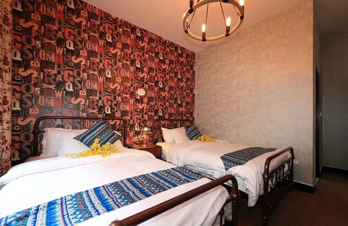 Fenghuang Hotel | JOMO Hotel Fenghuang