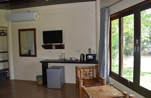Catangnan Hotel | Jonas & Twins Resort