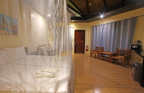 Catangnan Hotel | Jonas & Twins Resort