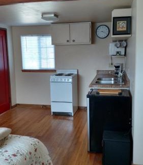 Friday Harbor Casa | Jones Cabin