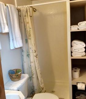 Friday Harbor Casa | Jones Cabin