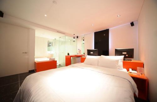 Jongno Hotel | Jongno Hotel Pop Leeds Premier