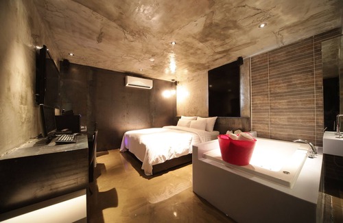 Jongno Hotel | Jongno Hotel Pop Leeds Premier
