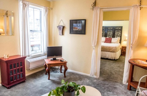 Bisbee Hotel | Jonquil Motel