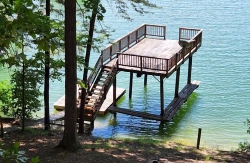 North Shore Casa | Jordan's Chalet - Wifi, A-Frame Chalet, Great View.
