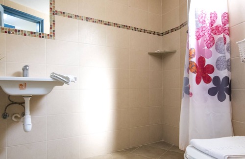 Kfar Ruppin Casa | Jordan Valley Birding Lodge