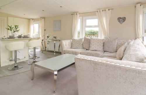 Newton on Derwent Cabaña | JORVIK LODGE, with hot tub in Wilberfoss