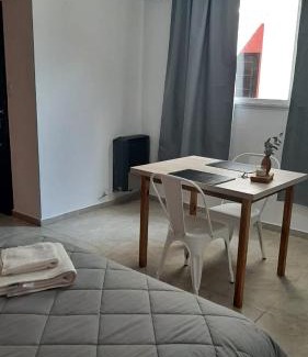 Santa Rosa Apartamento | Jose Luro - Monoambiente Planta Baja