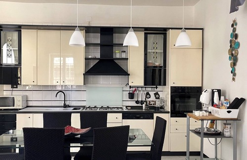 Capodrise Apartamento | Josephine House, a few miles from the Royal Palace of Caserta and Naples