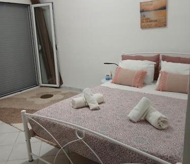 Lefkimmi Casa | Josephine's House