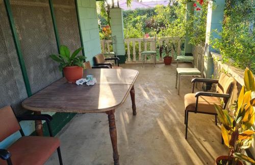 Nuku'alofa Casa | Josh Holiday Home