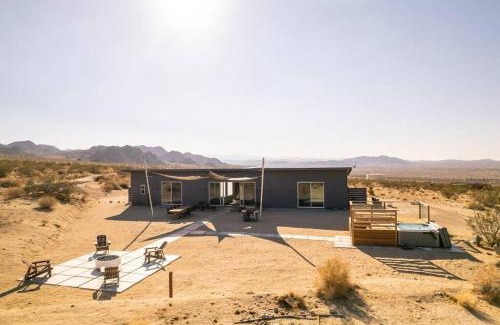 Joshua Tree Casa | Joshua Tree Luxury Home With Hot Tub & views