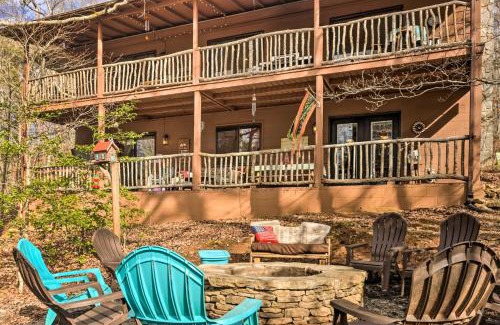 Franklin Casa | Joshuas Lodge with Hot Tub and Mountain Views!