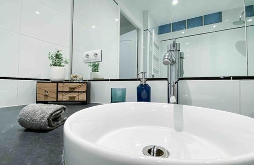 La Bocca Nord Apartamento | JOURDAN - Quiet with terrace Wifi Air conditioning Pool