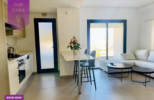 Jardins De Carthage Apartamento | JourneyJoy Ii Luxury Apartment with Pool & Gym