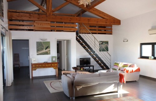 Villegailhenc Apartamento | Jours de vigne - Contemporary apartment for 8 people