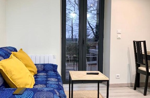 Jouy-en-Josas Apartamento | Jouy La longère, proche Hec, Versailles, parking privé gratuit