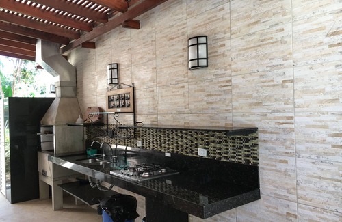 Itamambuca Casa | ALEGRÍA ITAMAMBUCA CONDOMINIO AIRE, PISCINA, BILLAR "PIE EN LA ARENA"