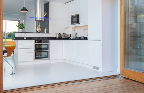 Chichester Casa | Joy Lane, Chichester near Goodwood