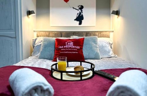 Rhondda Cynon Taff Apartamento | Joyful Jungle Jewel Wbalcony & Foozeball-ferndale