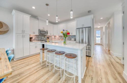 Bid-a-wee Beach Casa | Joyful Sound by AvantStay Walk to the Beach