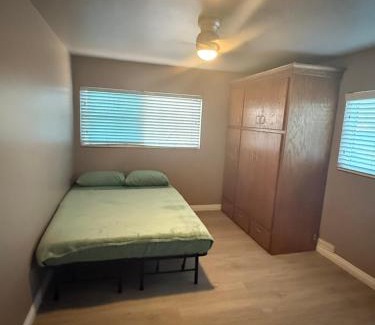 Costa Mesa Casa | Js CM Pease and Love