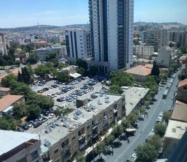 Nachlaot Apartamento | JTower Royal Suites - Alefimmoed