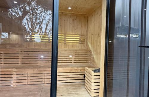 Moreleta Park Casa | JuaMtoto guesthouse