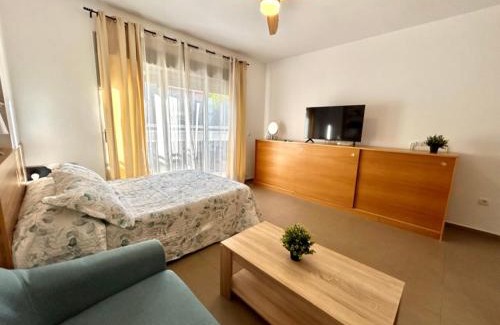 Santiago y Zaraiche Apartamento | Juan Carlos I - Más que apartamentos