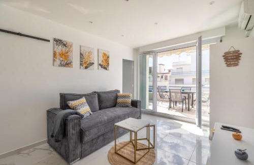 Juan-les-Pins Apartamento | Juan Les Pins ENTRE CIEL ET MER , dernier étage avec terrasse
