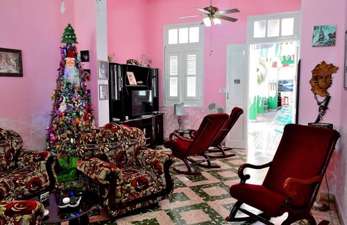 Camaguey Casa | Juanita y Rafael