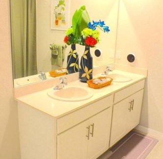 Mariner Casa | JuanitasHome/Cozy&Modern/TopLoc.