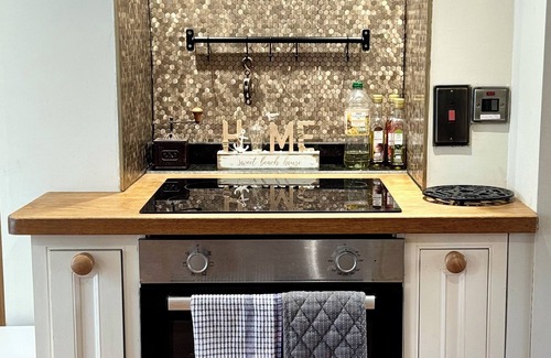 King's Lynn Cabaña | Jubilee Annexe is a cosy cottage in a peaceful West Norfolk Village.