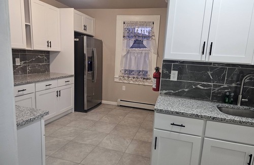 Weequahic Apartamento | Judees' Comfort 2 Spacious 2-bedroom apartment available in charming Newark, NJ.
