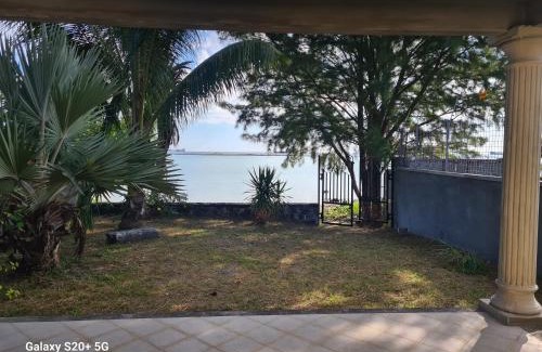 Port Louis Casa | Jugroop beach house