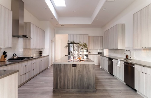 Paradise Valley Villa | Julep by AvantStay | Stylish 9 BR Estate w/ Mid-Century Modern Decor