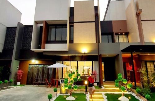 Java Villa | Jun's Villa Tangerang 4BR Luxury Aesthetic & Homey