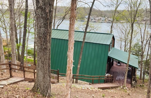Barnett Cabina | June 2-5 JUST OPENED! Family Lakefront A-Frame w/ Kayaks 6MM
