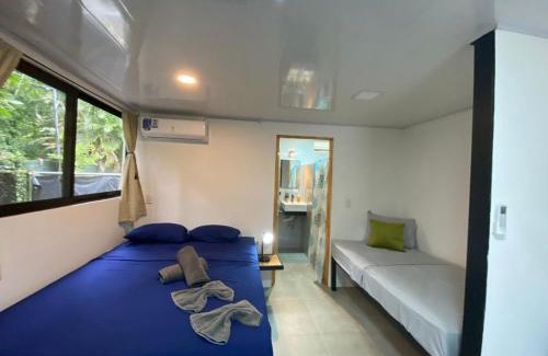 Chiguata Apartamento | Jungle AC Suite for 3-Kitchen-Walk to Playa Chiquita -Villa Toronto