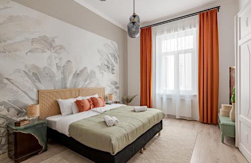 Belso-Ferencvaros Apartamento | Jungle Aesthetics Downtown Apartman Aircon and Garage Parking Budapest