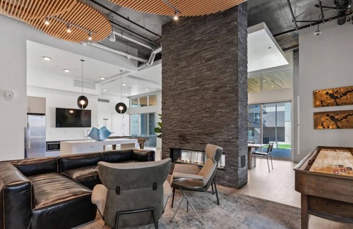 Rio Grande Apartamento | Jungle at Paperbox in Salt Lake City