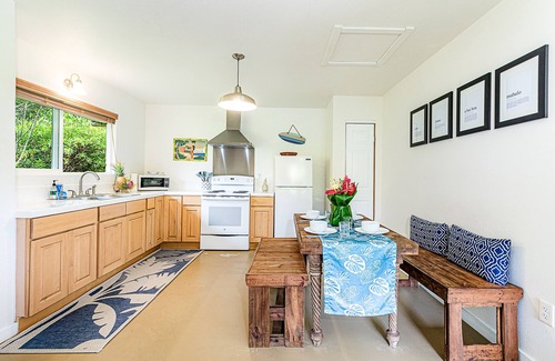 Keaau Casa | Jungle Estate - 3 Cottages, 1.5 Acres and a POOL Sleeps 9