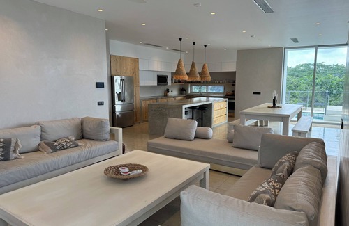 Ostional Casa | Jungle Paradise. Luxury 3-bedroom house with Pool & Hot Tub