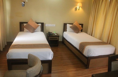 Sauraha Hotel | Jungle Safari Resort