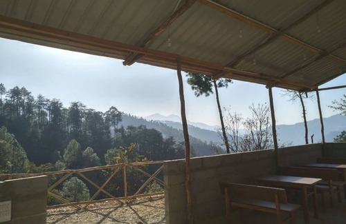 Kandaghat Alquiler De RV | Jungle Stays