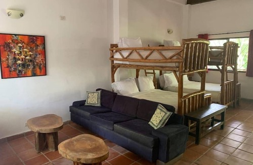 Las Uvas Casa | Apartamento Estudio con vista a la Jungla