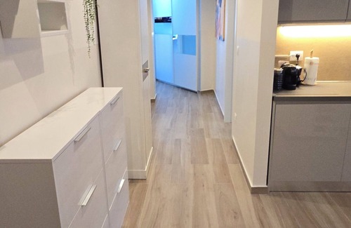 Alessandria Apartamento | Jungle Sunshine Apartment new one-bedroom apartment with balconies, view and wifi, downtown area